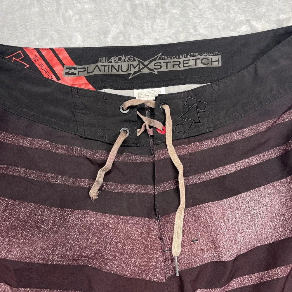 Billabong Board Shorts Mens 32 Platinum X Stretch Maroon Black Swim‎ Trunks Y2K